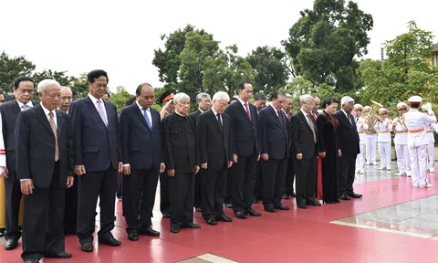 Lãnh đạo Đảng, Nhà nước viếng Chủ tịch Hồ Chí Minh